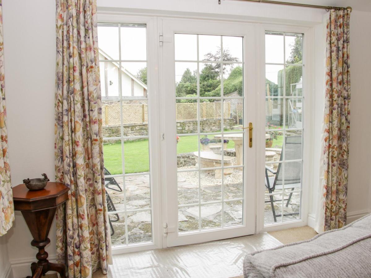Villa Bryn Celyn à Oswestry Extérieur photo