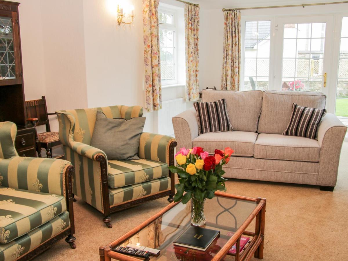 Villa Bryn Celyn à Oswestry Extérieur photo