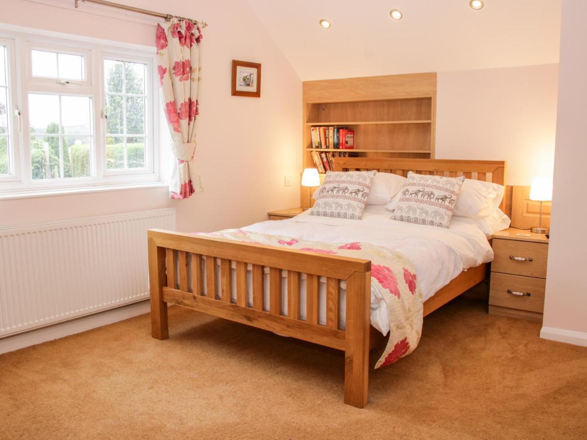 Villa Bryn Celyn à Oswestry Extérieur photo