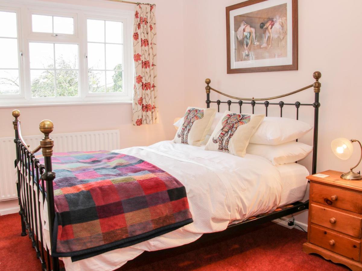 Villa Bryn Celyn à Oswestry Extérieur photo
