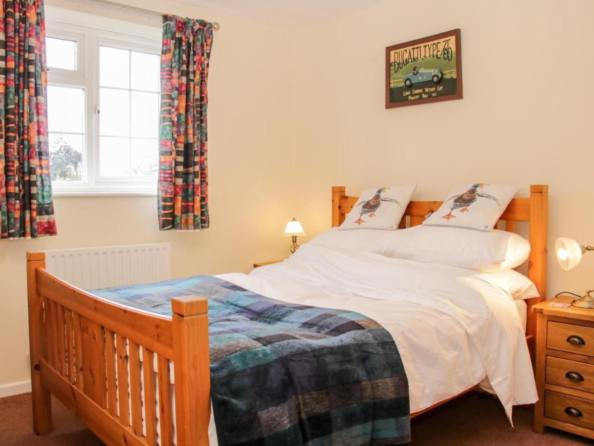 Villa Bryn Celyn à Oswestry Extérieur photo